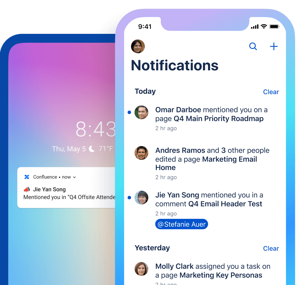 Tela de notificação em app para dispositivos móveis do Confluence que mostra atualizações e comentários feitos por uma equipe em várias páginas