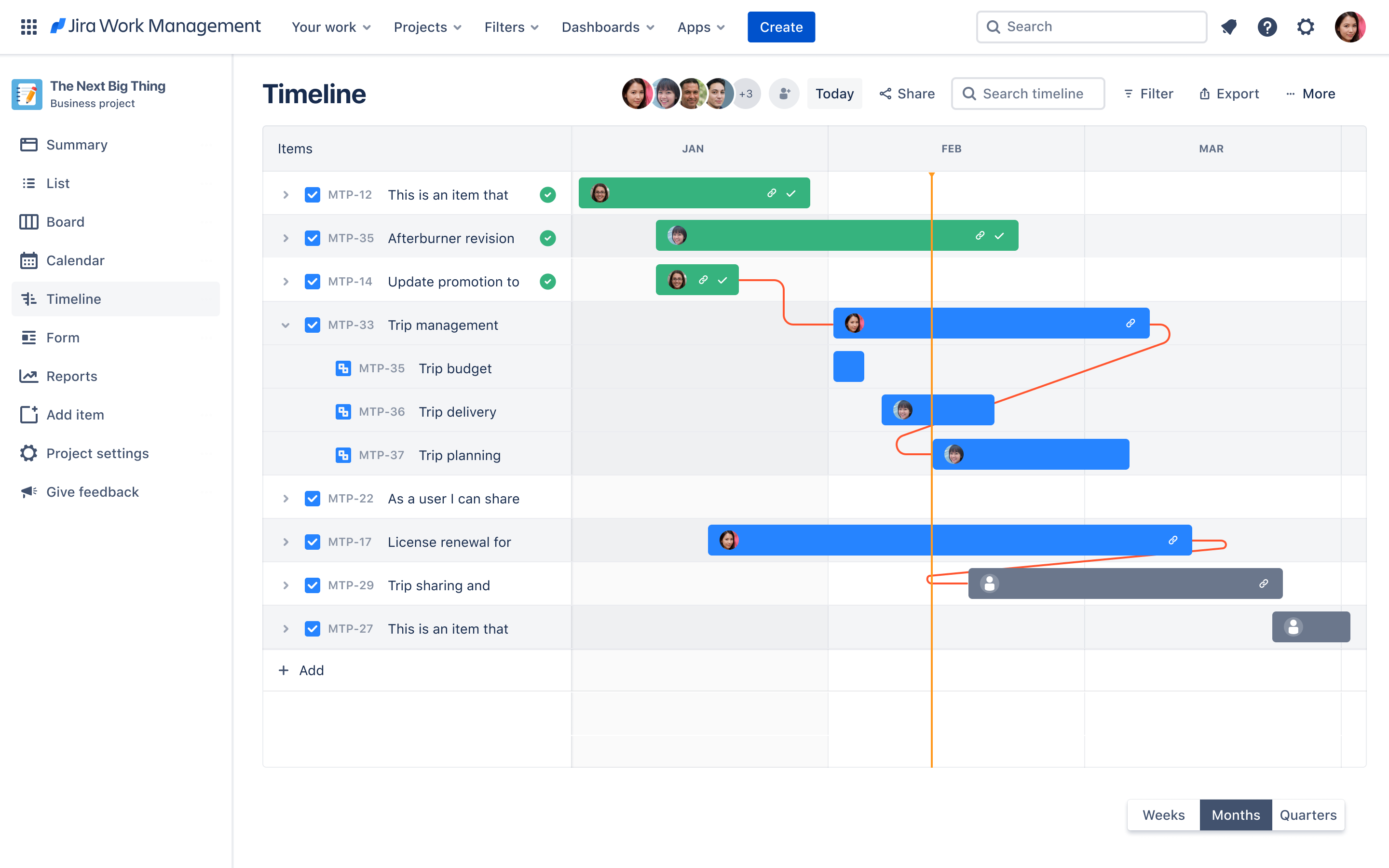 Jira Work Management 时间线视图，其中显示计划管理任务、依赖关系和分配的工作