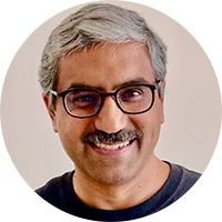 Krishna Sai의 얼굴 사진